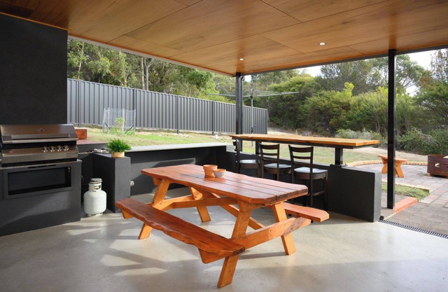 Coastal Nest - Freycinet Holiday Houses