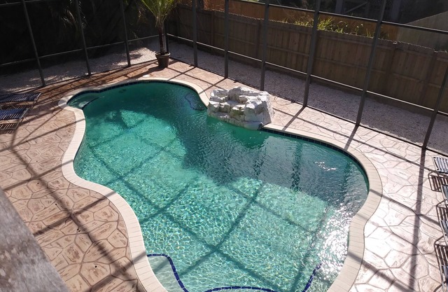 Coastal Paradise w/heated pool, clean and comfy, centrally located