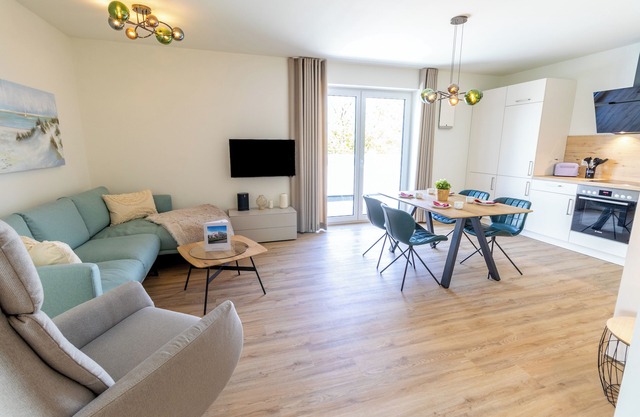 Coastal pearl - comfort on the dyke. Roof terrace. Sauna. Family friendly.
