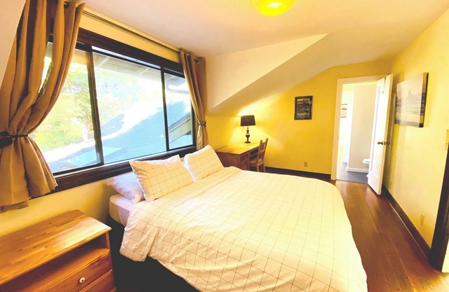 Coastal Suite - The Annex