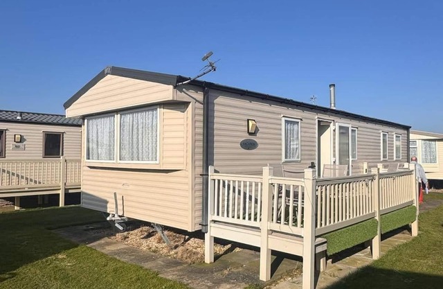 Coastfields HF11 Beautiful Spacious Caravan