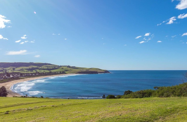 Coastline, Boat Harbour - Gerringong