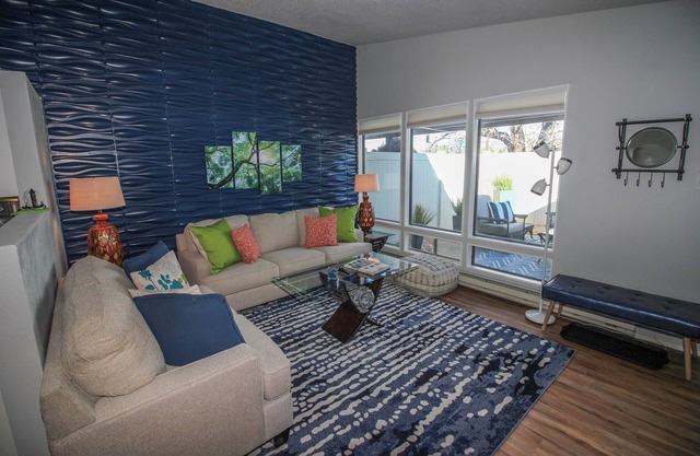 Cobalt Bungalow Close to Hospital and CMU
