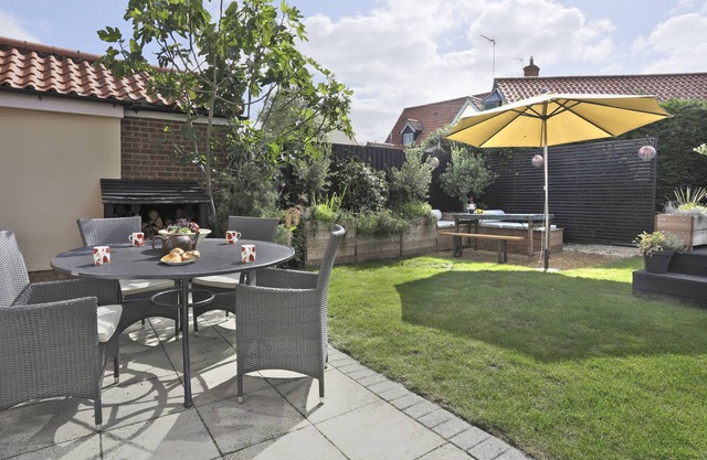 Cobblers - Three Bedroom House, Sleeps 5