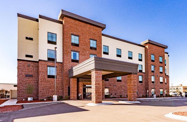 Cobblestone Hotel & Suites - Wickenburg