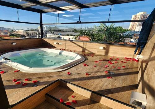 Cobertura Triplex de Luxo com Jacuzzi