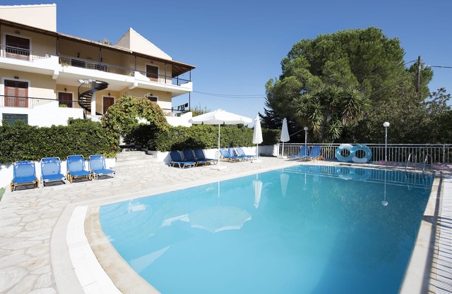 Cochelli Apartments