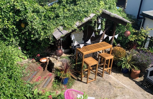 Cockle Bay Cottage
