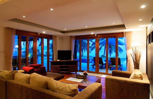 Coconut Island 3 Bedroom Grand Seaview