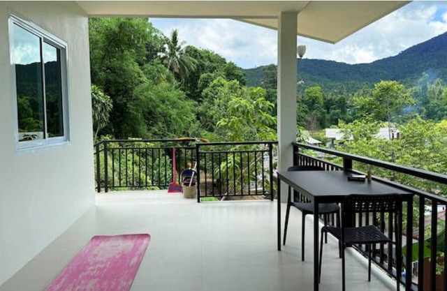 Coconut Lane Lake View Sanctuary