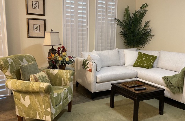 COCONUT PLANTATION! - GROUND FLOOR - NEAR BEACH - Optional GOLF CART!