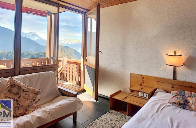 Colina 100 Large studio (47m2) for 2 adults, well located close to the skilift and to 5 walking minu