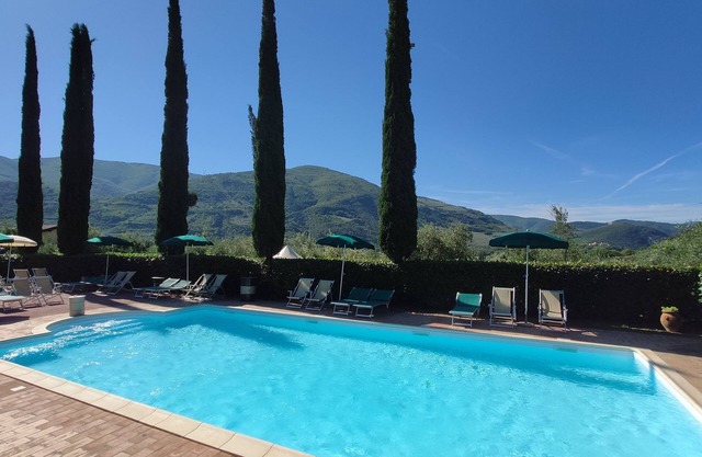 COLLEOLIVO: Three-room apartment in farmhouse with swimming pool, Marmore Falls