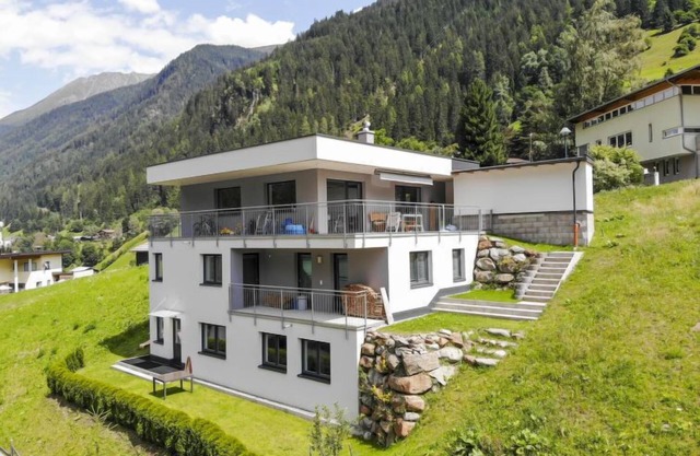 Collina by Interhome