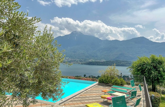 Collina Nocciola Holiday Apartment with Pool