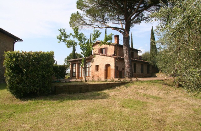Colombina, Lovely Country Apartment At 6km From Siena