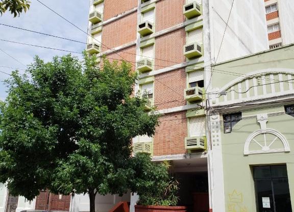 COLON 66 Departamento Temporario ideal familia