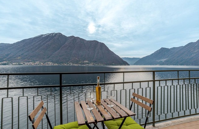 Colonno Apartment W/Breathtaking View!