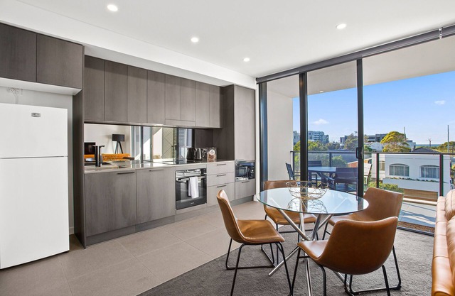 Combining inner-city living, coastal views and a beachside lifestyle