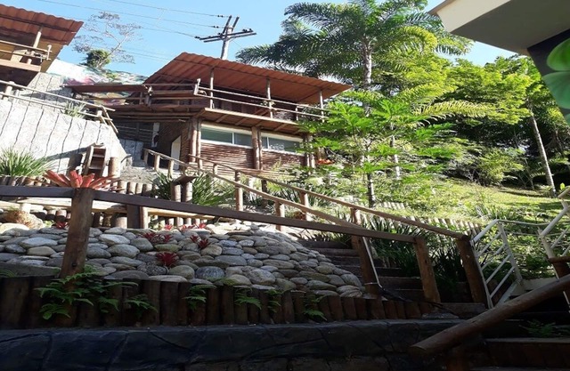 Come and enjoy nature with lots of relaxation in this comfortable property!