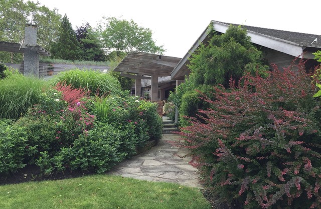Come Enjoy the Ultimate Hamptons Escape! Only 70 miles from NYC!