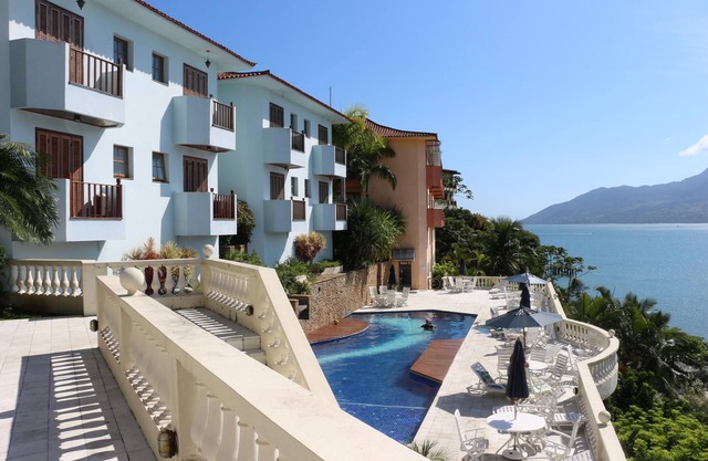 COME TO THIS PLEASURE OASIS! PARADISIAC VIEW OF THE SEA! BEST VALUE!