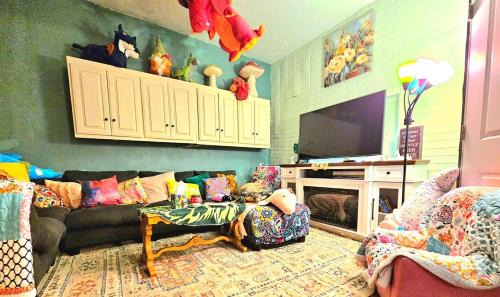Come visit the Happy House!