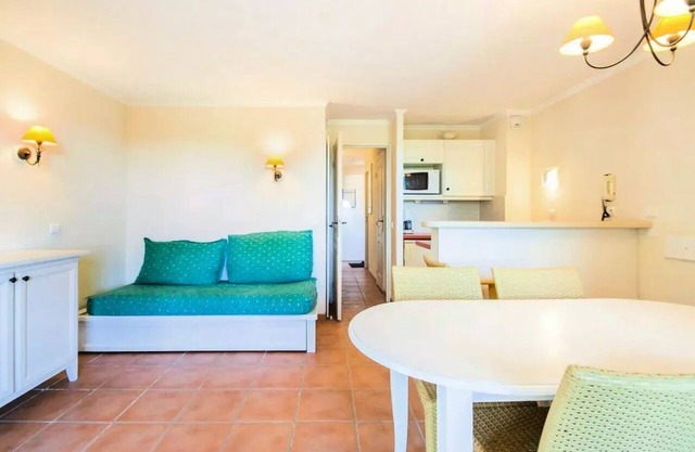 Comfort 1-bedroom apartment (sleeps 6)