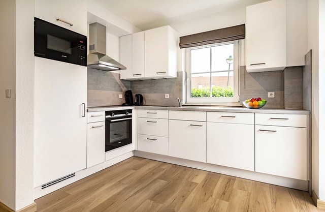 Comfort 4-person dog bungalow in the holiday park Landal Dwergter Sand