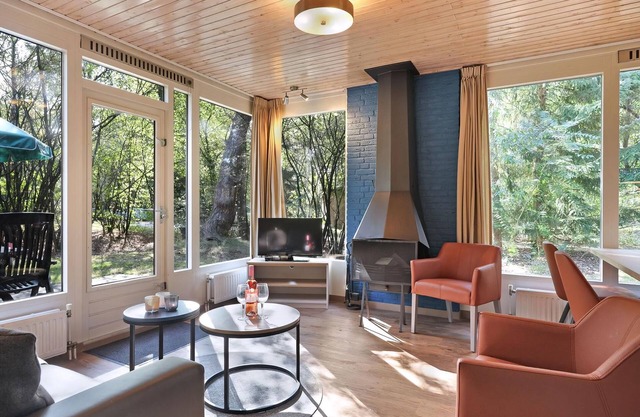 Comfort 4-person bungalow in the holiday park Landal Rabbit Hill