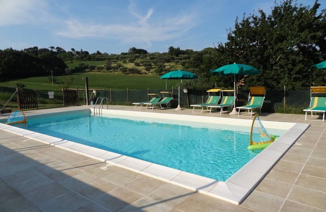Comfort and charme in holiday aparment with pool at Ca' Princivalle house: Rosa