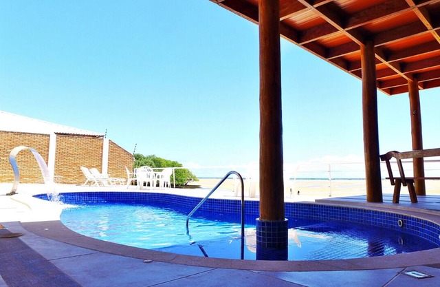 Comfort and exclusivity on the seafront of Barra de São Miguel.
