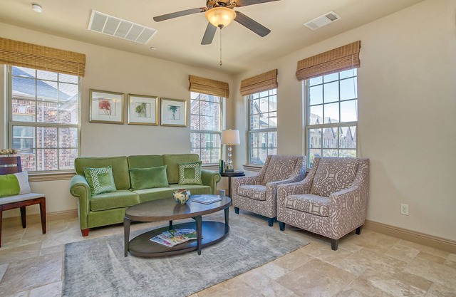 Comfort, Beauty & the Coolest Spot in Town - Shops@Legacy! 3Bdrm/Media Rm