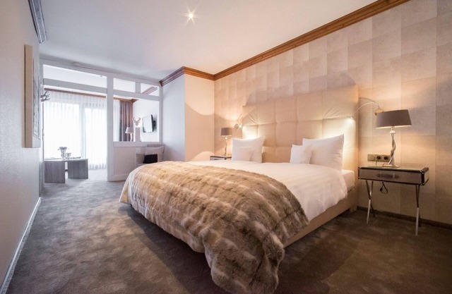 Comfort double room with balcony 40-42sqm