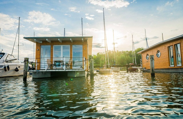 Comfort houseboat II