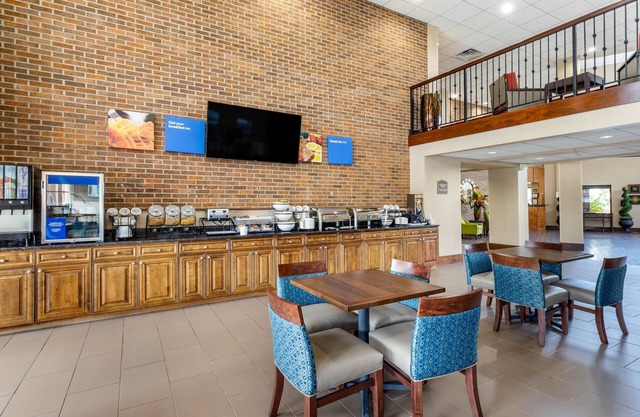 Comfort Inn Warner Robins - Robins Air Force Base Area