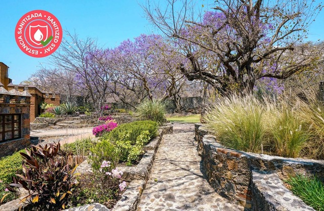 Comfort & Serenity beneath the mountains of Tepoz