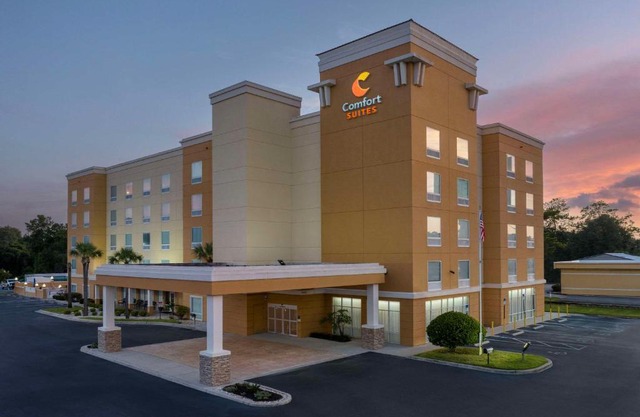 Comfort Suites Lake City