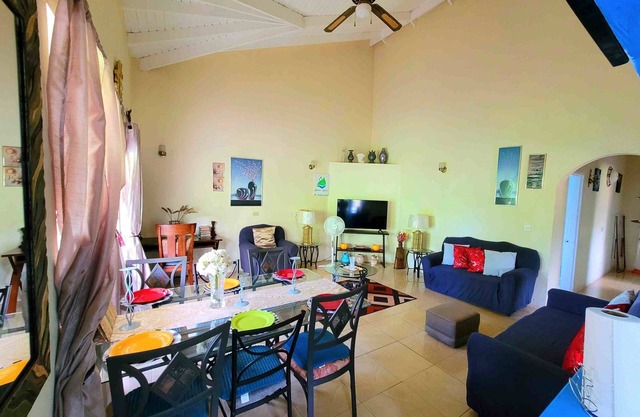Comfort Suites - Three Bedroom Apartment