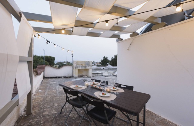 Comfortable vacation home a few meters from the sea of Salento