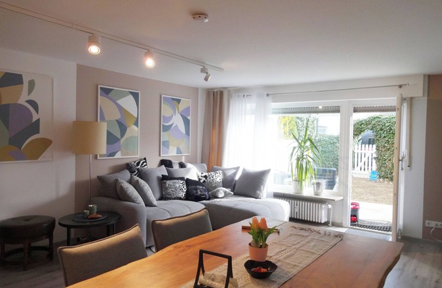Comfortable Holiday Apartment with Garden