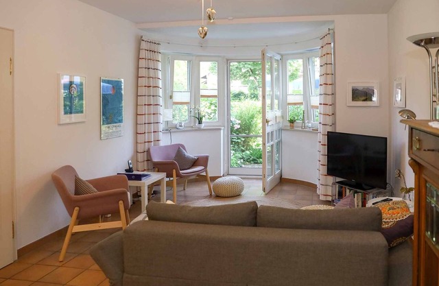 Comfortable 2-room apartment 45 sqm with terrace and mountain view