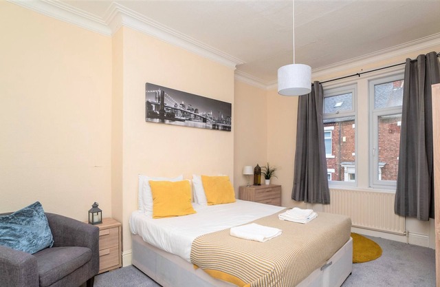Comfortable 3 Bed Flat Close to Train Station + free Netflix