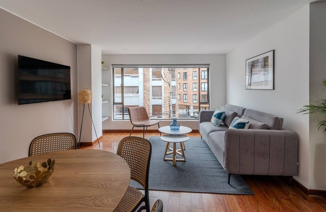Comfortable 3BR @Financial and Commercial Zone