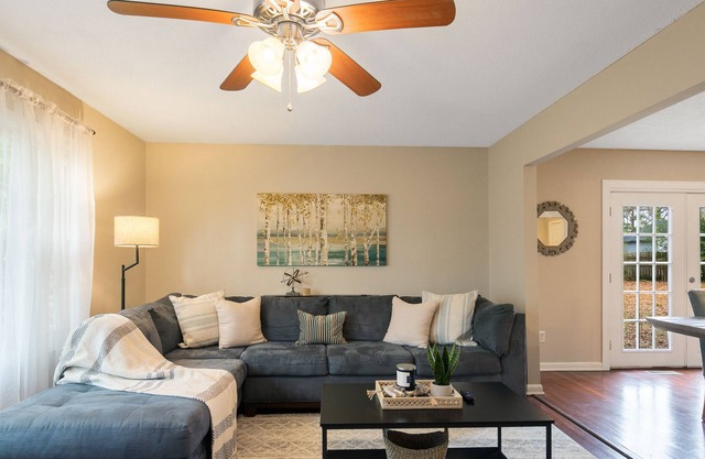 Comfortable 4-Bedroom Home Near Fort Bragg