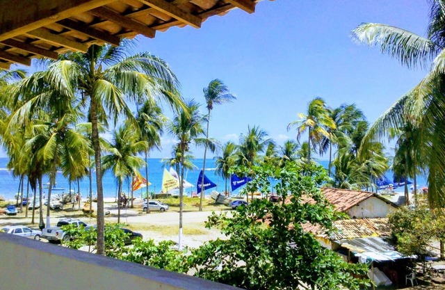 Comfortable, 50m to the Sea in Best stretch of Porto de Galinhas ap201