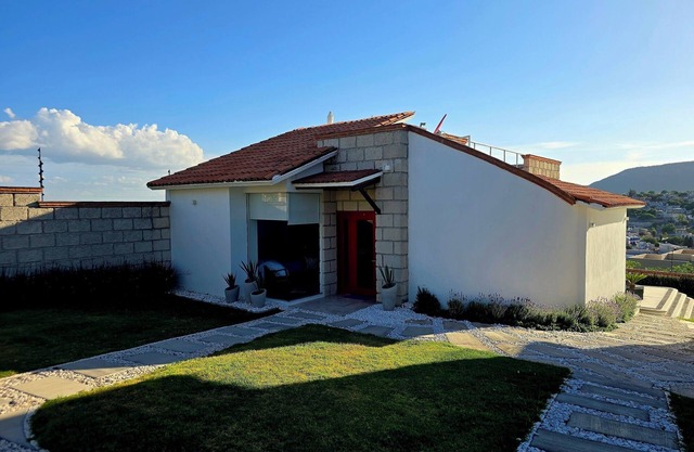 Comfortable, amplia y moderna casa familiar con vista a Pena de Bernal