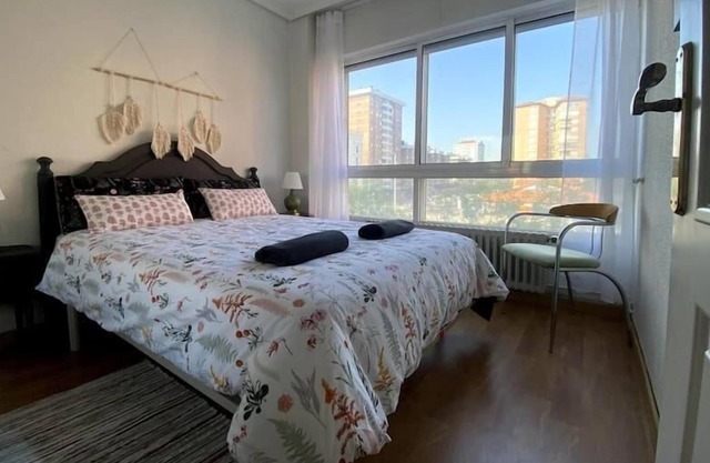 Comfortable and bright apartment in a residential area