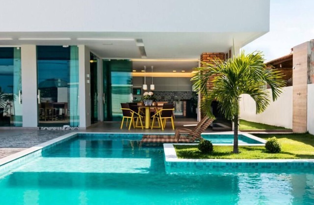 Comfortable and luxurious beach house in the best condominium of Serrambi