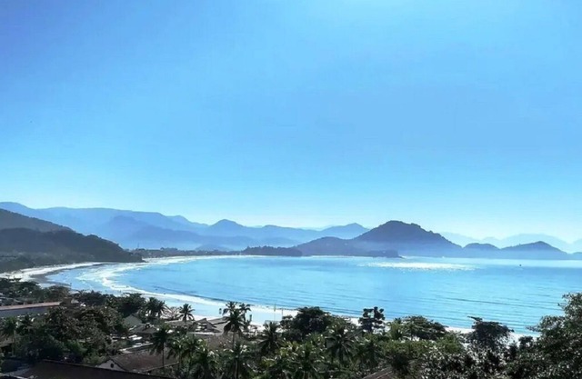 Comfortable apartment in Praia das Toninhas, 100 meters from Toninhas beach